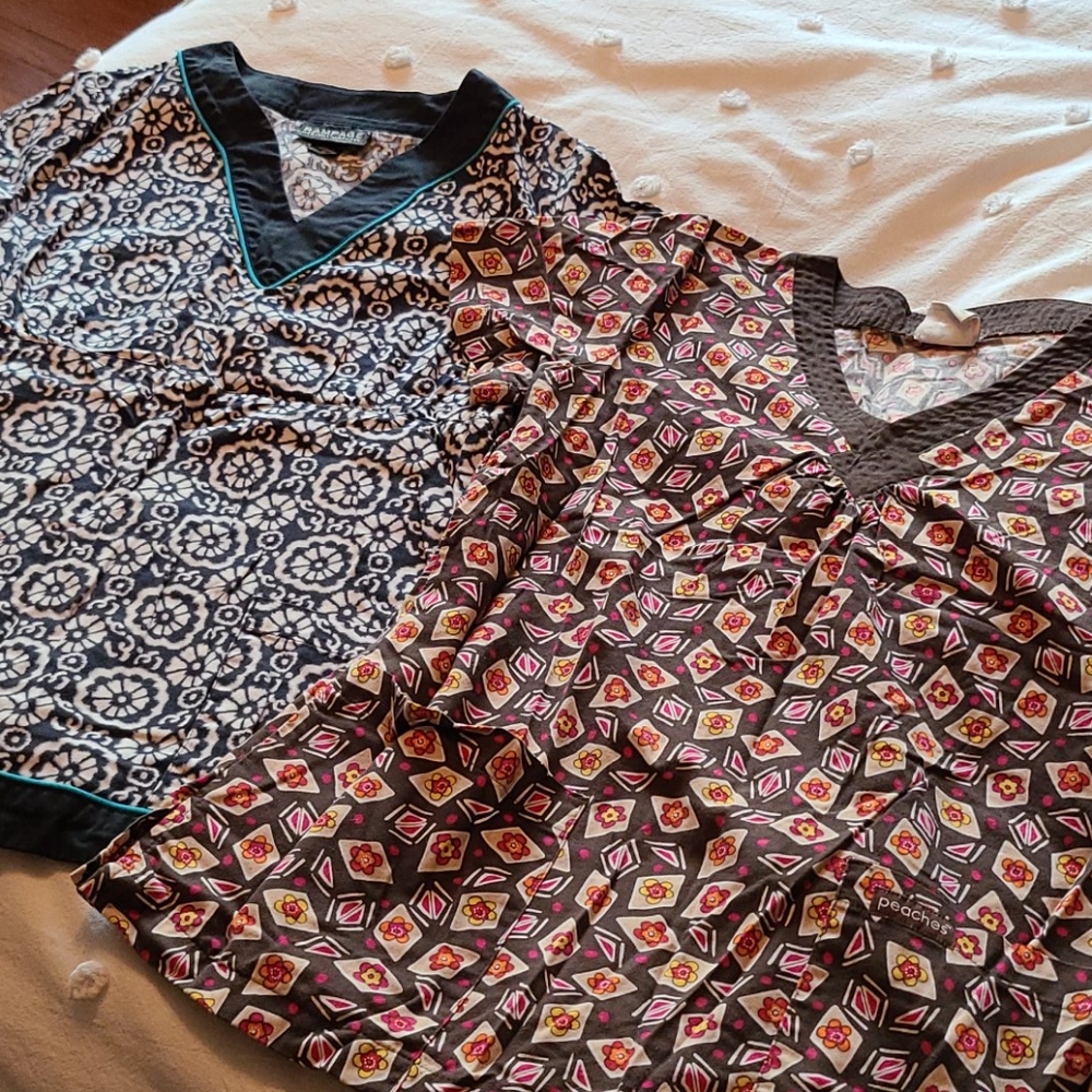 2 scrub tops